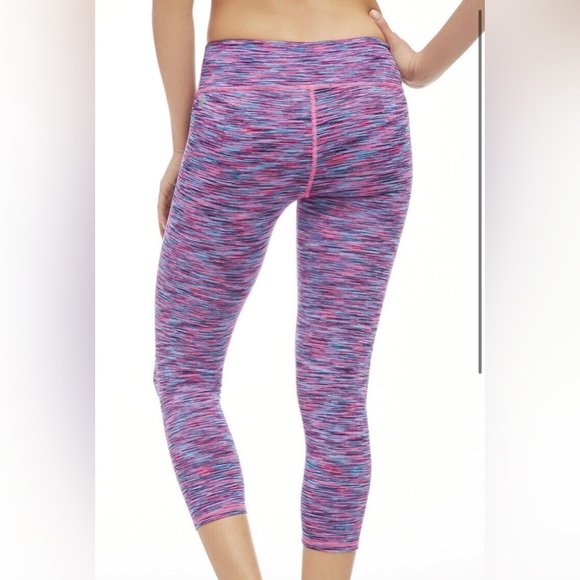 Fabletics Salar Capri Pop Pink Stripe - Picture 2 of 7